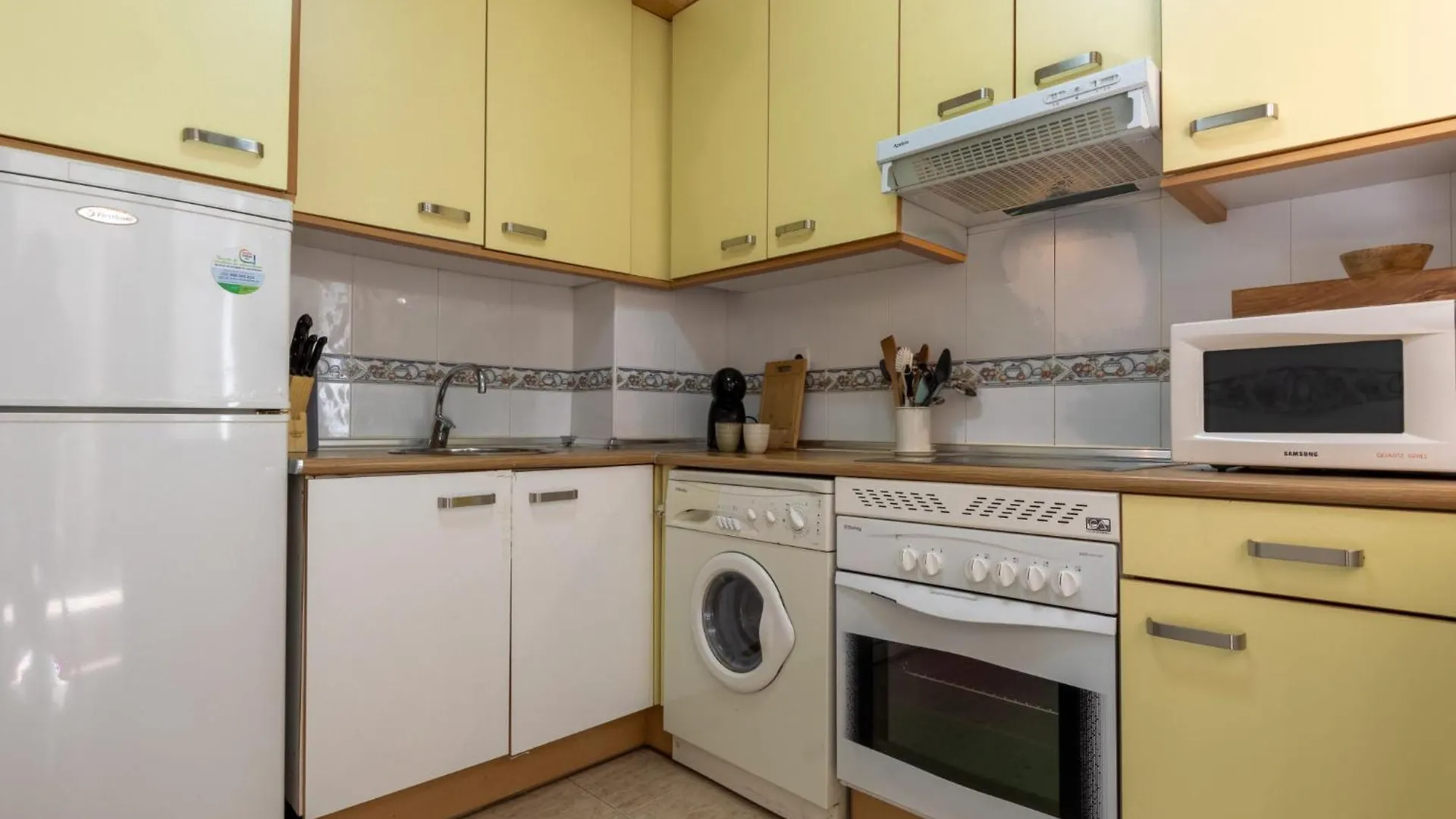 Apartment Larimar By Interhome 살루